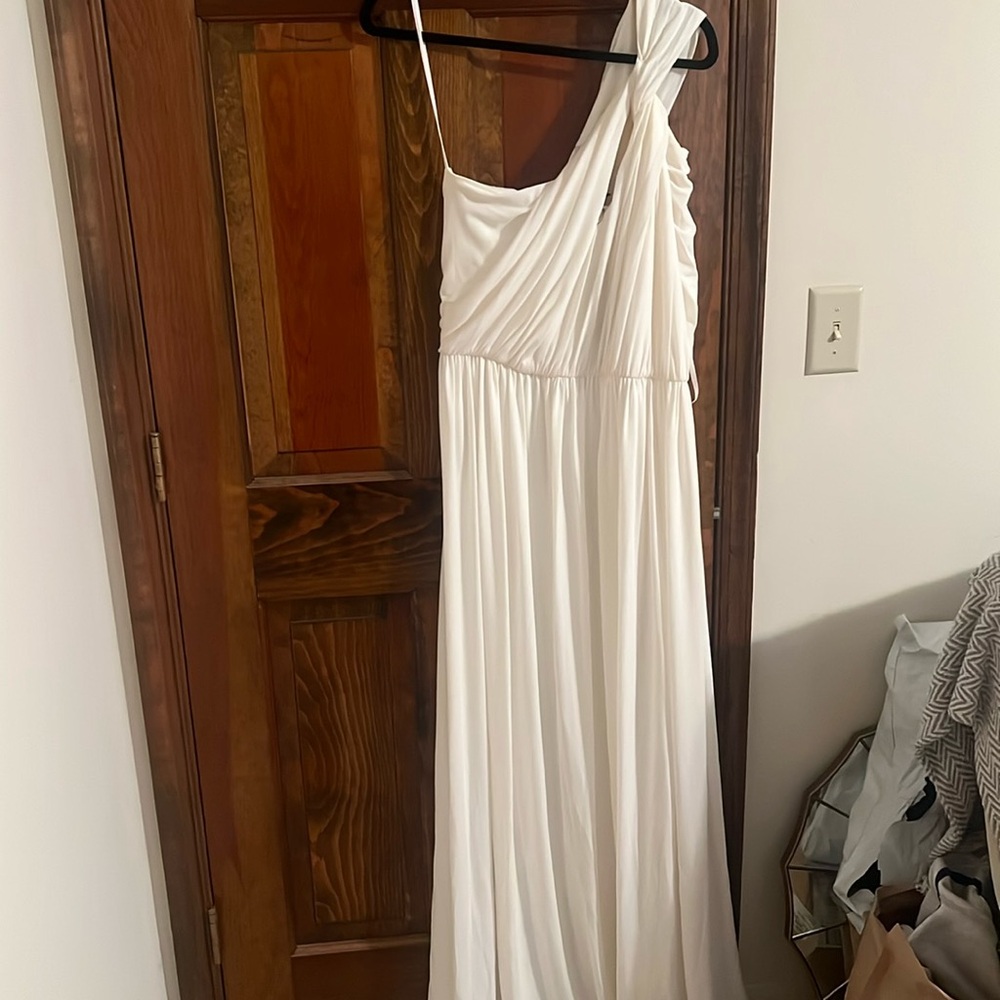 Halston one shoulder white gown NWT